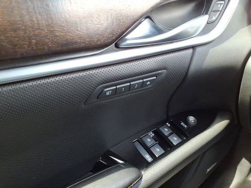 Used 2019 Cadillac XTS Luxury FWD image 33