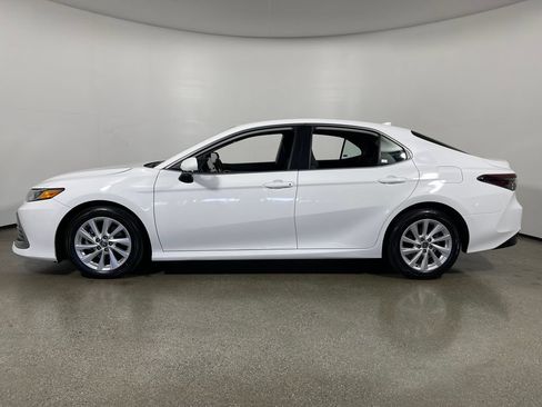 Certified 2024 Toyota Camry LE FWD image 6