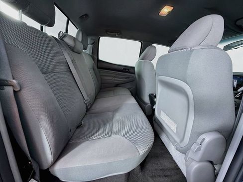 Used 2015 Toyota Tacoma PreRunner w/ SR5 Package RWD image 27
