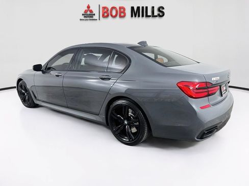 Used 2018 BMW 750i xDrive AWD/4WD image 5