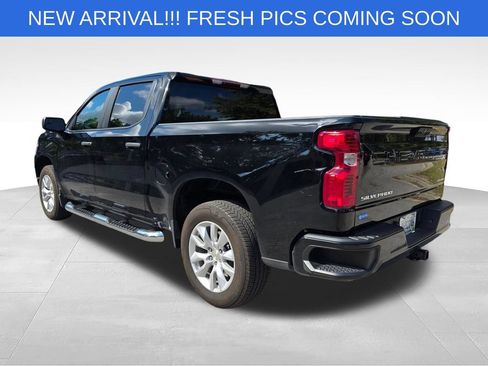Used 2025 Chevrolet Silverado 1500 Custom RWD image 4