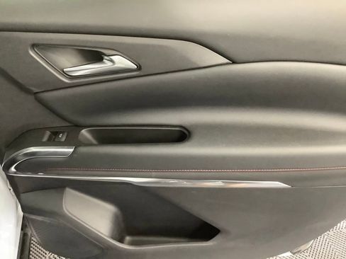 Used 2024 Chevrolet Traverse RS w/ LPO, Floor Liner Package AWD/4WD image 33