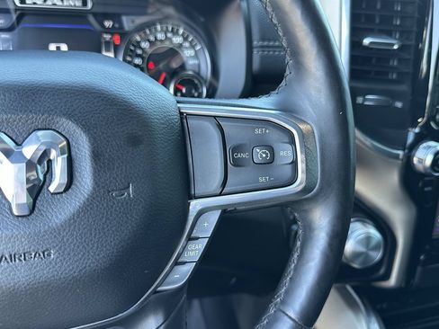 Used 2019 RAM 1500 Laramie AWD/4WD image 37
