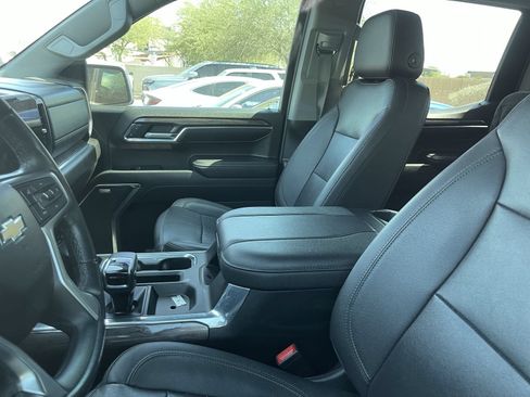 Used 2023 Chevrolet Silverado 1500 LTZ AWD/4WD image 10