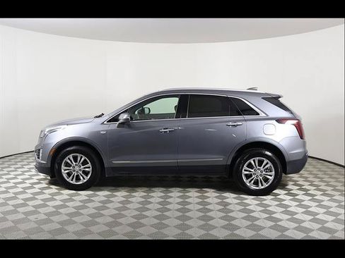Used 2020 Cadillac XT5 Premium Luxury FWD image 3