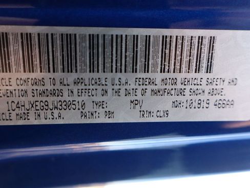 Used 2018 Jeep Wrangler Unlimited Sahara w/ Dual Top Group image 47