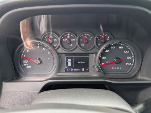 Used 2022 Chevrolet Silverado 1500 Custom image 21