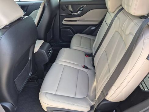 Certified 2026 Lincoln Corsair Premiere AWD/4WD image 26