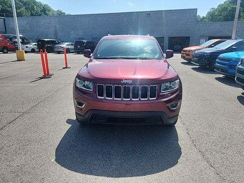 Used 2016 Jeep Grand Cherokee Laredo w/ Quick Order Package 23E AWD/4WD image 2