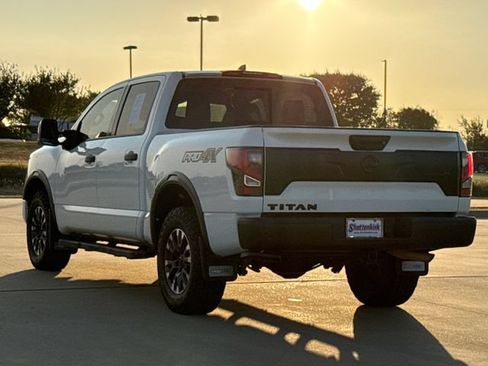 Used 2023 Nissan Titan PRO-4X w/ Pro-4x Convenience Package AWD/4WD image 6