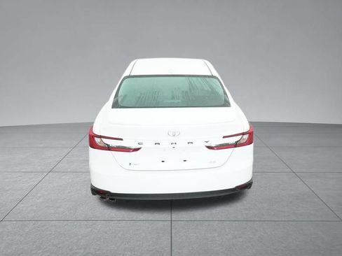 Used 2025 Toyota Camry SE w/ Multimedia Upgrade Package FWD image 9