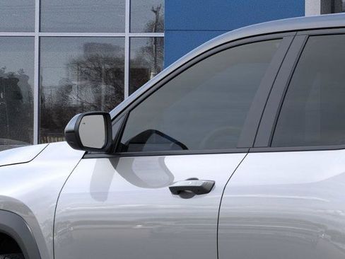 New 2026 Chevrolet Equinox LT w/ Convenience Package II image 32