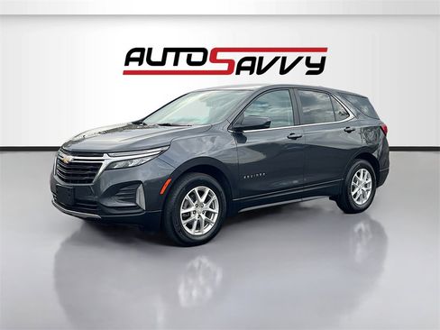 Used 2023 Chevrolet Equinox LT image 3