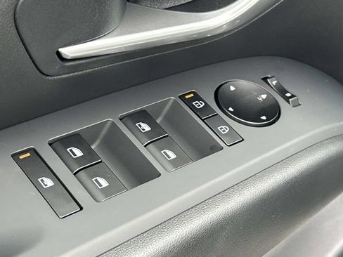 New 2026 Hyundai Tucson SE image 16