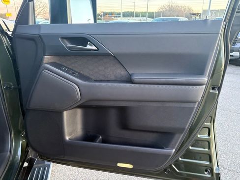 Used 2024 Lexus GX 550 w/ Accessory Package (2T) image 26