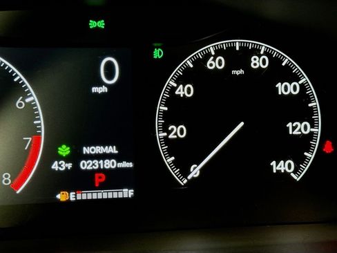 Used 2025 Honda Odyssey EX-L image 12