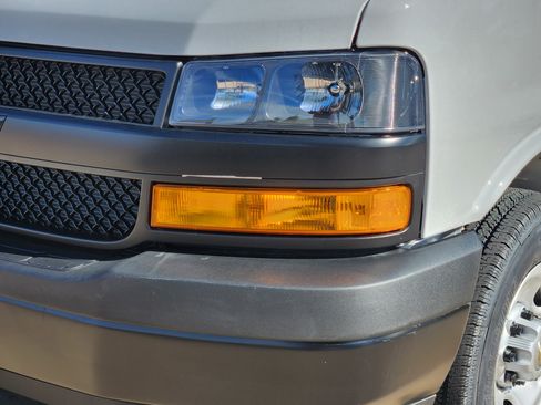 New 2025 Chevrolet Express 2500 w/ Driver Convenience Package image 15
