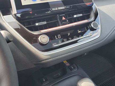 Used 2026 Toyota Corolla XSE FWD image 28