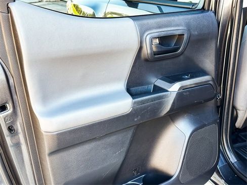 Used 2022 Toyota Tacoma SR5 image 30