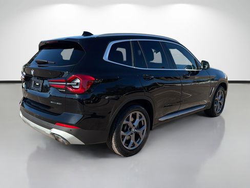 Used 2023 BMW X3 sDrive30i w/ Premium Package w/ZPA image 3