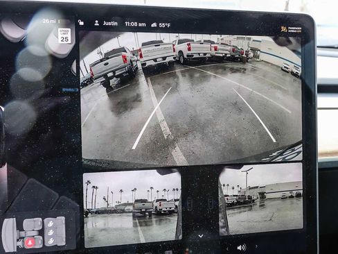 Used 2020 Tesla Model Y Performance image 22