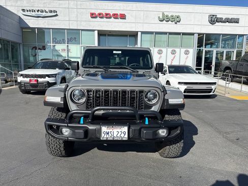 Used 2023 Jeep Wrangler Unlimited Rubicon 4xe AWD/4WD image 2