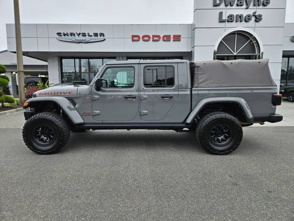 Used 2022 Jeep Gladiator Mojave w/ LED Lighting Group AWD/4WD image 2