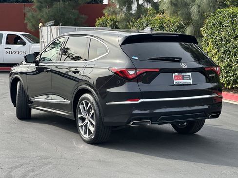 Certified 2024 Acura MDX FWD w/ Technology Package image 4