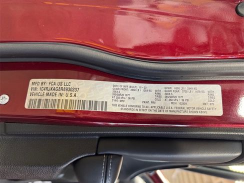 Used 2024 Jeep Grand Cherokee L Altitude image 31