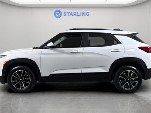 Certified 2024 Chevrolet TrailBlazer LT w/ Driver Confidence Package image 5