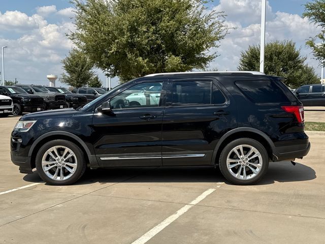 Used 2019 Ford Explorer XLT w/ Equipment Group 202A FWD image 10