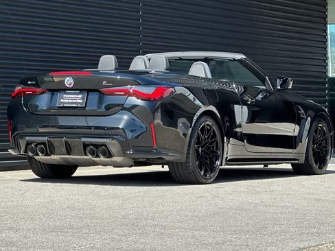 Used 2023 BMW M4 xDrive Competition w/ M Carbon Exterior Package AWD/4WD image 8