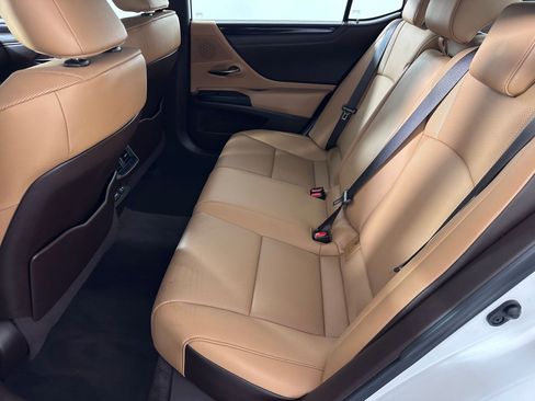 Used 2021 Lexus ES 350 w/ Premium Package image 11