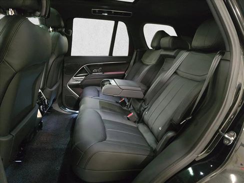 New 2026 Land Rover Range Rover SE image 16