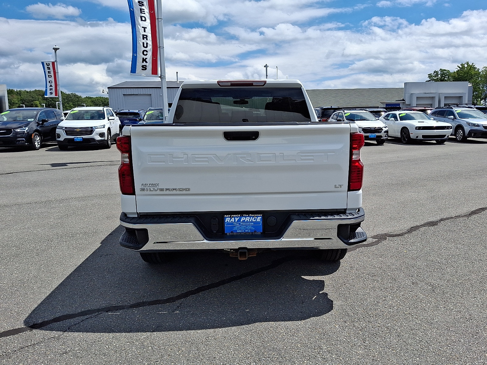 Used 2020 Chevrolet Silverado 1500 LT AWD/4WD image 5