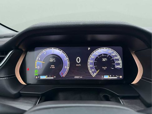 Used 2023 Jeep Grand Cherokee Limited image 18