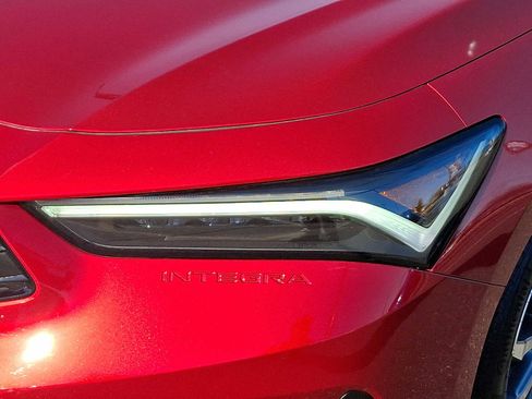Used 2025 Acura Integra image 9