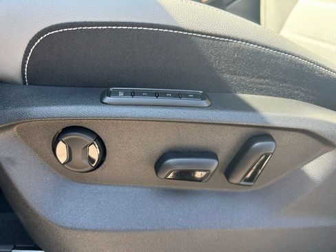 New 2026 Volkswagen Atlas Cross Sport SEL R-Line image 57