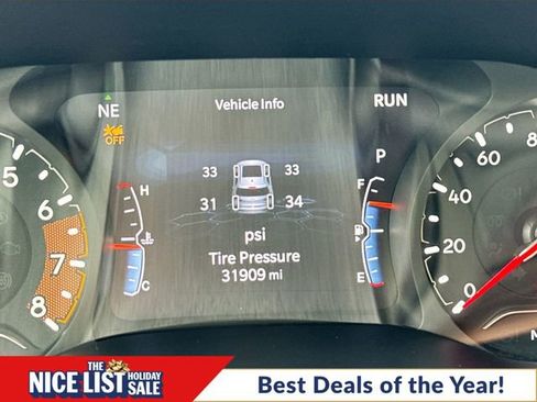 Used 2024 Jeep Compass Limited image 13