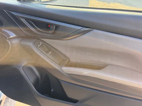 Used 2022 Subaru Crosstrek 2.5i Sport w/ Moonroof Package image 14