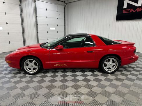 Used 1994 Pontiac Firebird Formula RWD image 2
