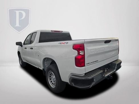 New 2026 Chevrolet Silverado 1500 W/T image 9