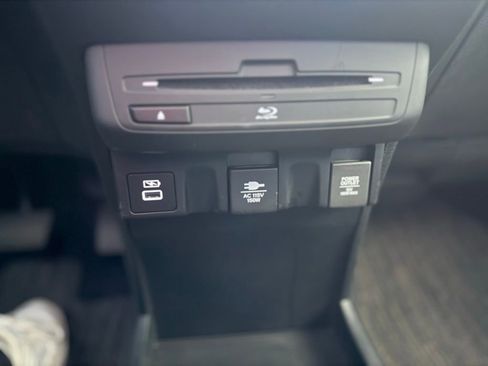 Used 2023 Honda Odyssey Touring image 26