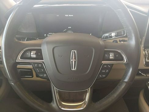 Used 2019 Lincoln Navigator Reserve w/ Cargo Package AWD/4WD image 18