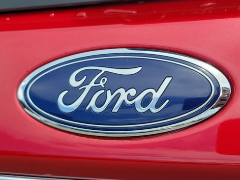 Used 2020 Ford Explorer XLT RWD image 11