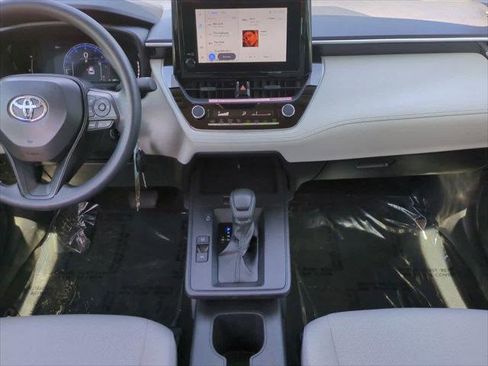 Certified 2026 Toyota Corolla Cross L FWD image 18