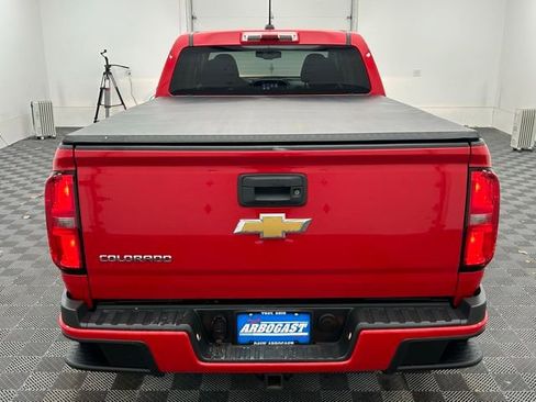 Used 2015 Chevrolet Colorado Z71 image 7