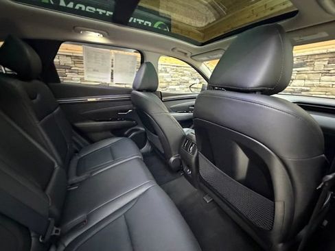 Used 2023 Hyundai Tucson Limited w/ Cargo Package AWD/4WD image 37