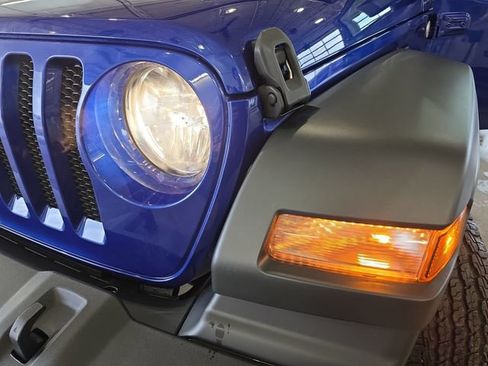 Used 2019 Jeep Wrangler Unlimited Sport S image 30