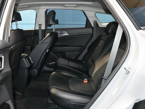 Used 2023 Kia Sportage SX image 23